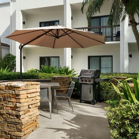 מלון Courtyard Melbourne West מראה חיצוני תמונה
